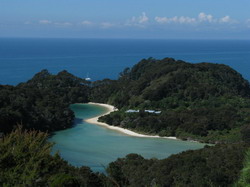 טרק בפארק הלאומי אבל-טזמן  Abel Tasman National Park