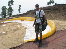 paraglading in phokara